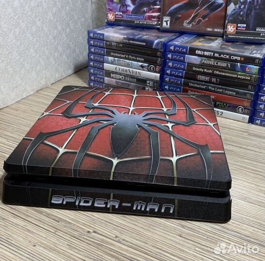 PlayStation 4 Slim 1Tb + 2 Геймпада Человек Паук