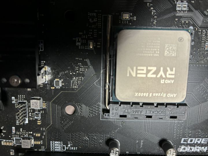 Процессор райзен 5 5600x комплект