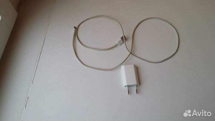 Зарядка apple оригинал (хор. состояние)