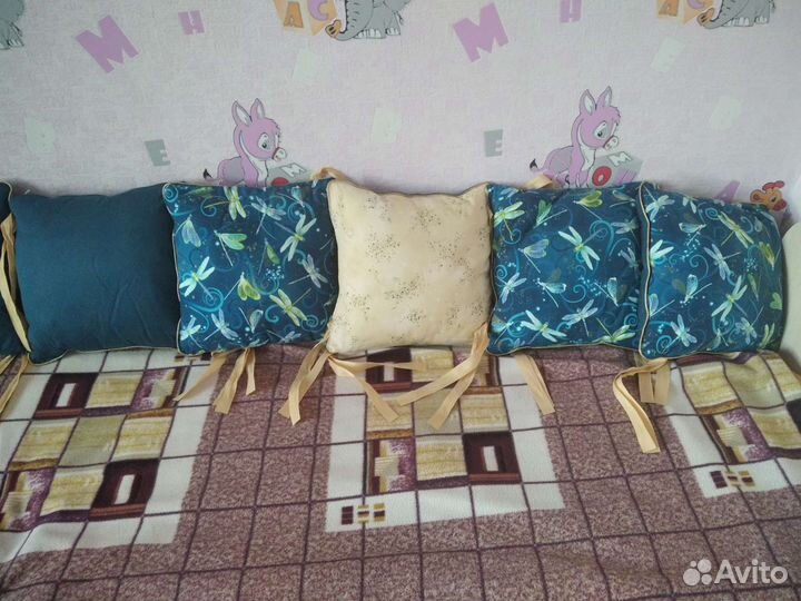 Бортики в кроватку