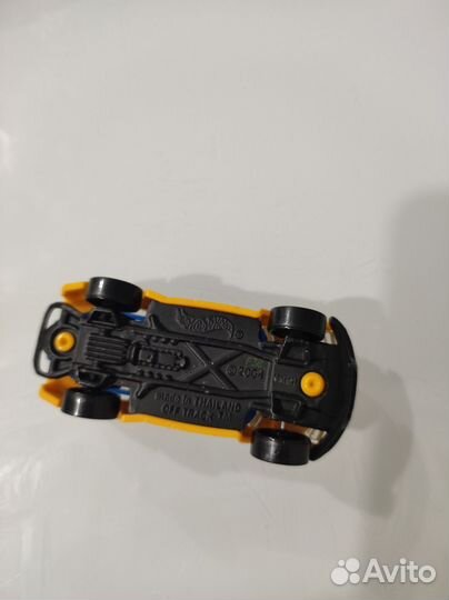 Машинка Mattel 2004 hot wheels