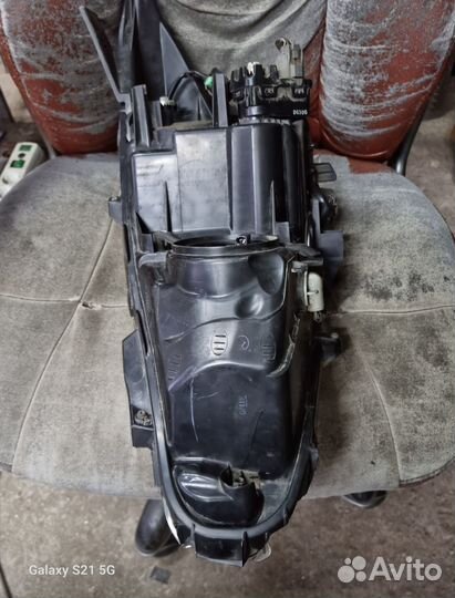 Фара правая mazda 3 bl