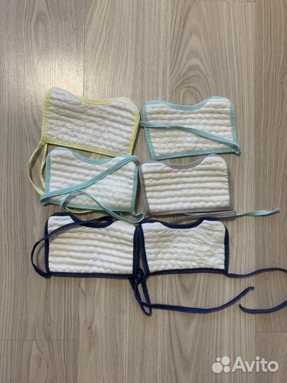 Нагрудник детский