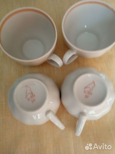 Чашки кофейные,Приспособление для заваривания кофе