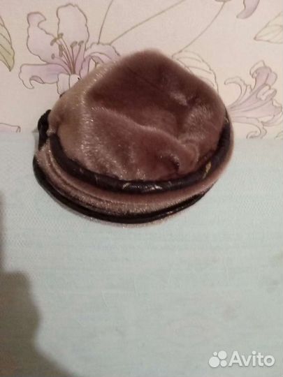 Берет женские насила мало