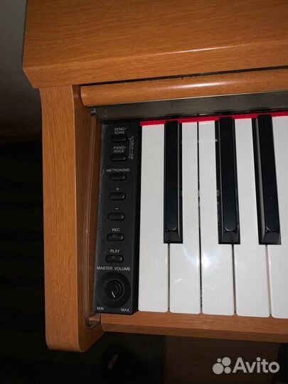 Цифровое пианино Yamaha YDP-160