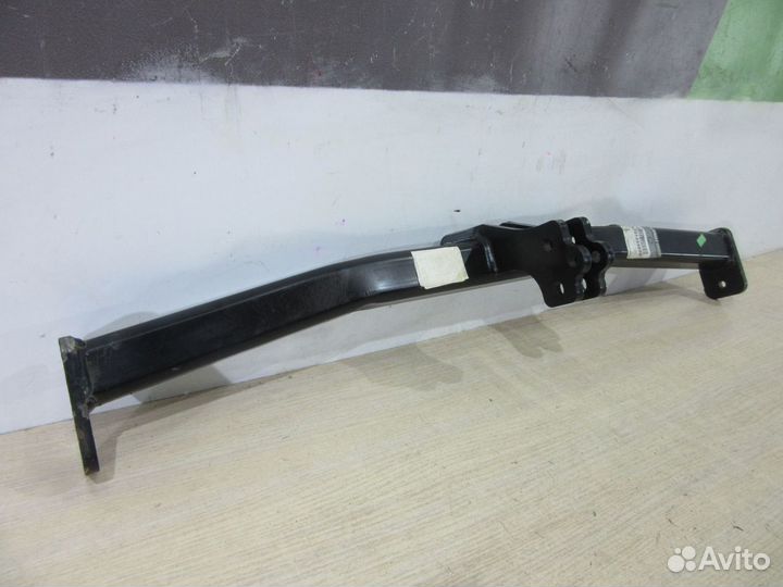Поперечина фаркопа Renault Sandero с 2014