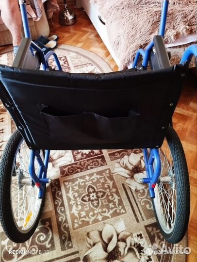 Продам инвалидную коляску в хорошим состояние