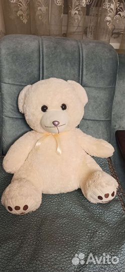 Плюшевый медведь большоц