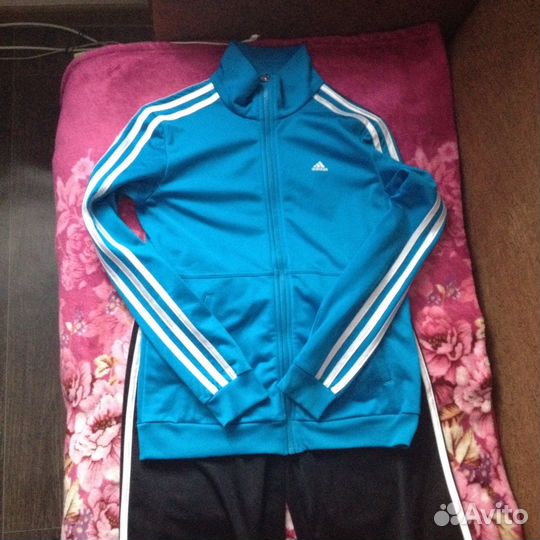 Спортивный костюм Адидас