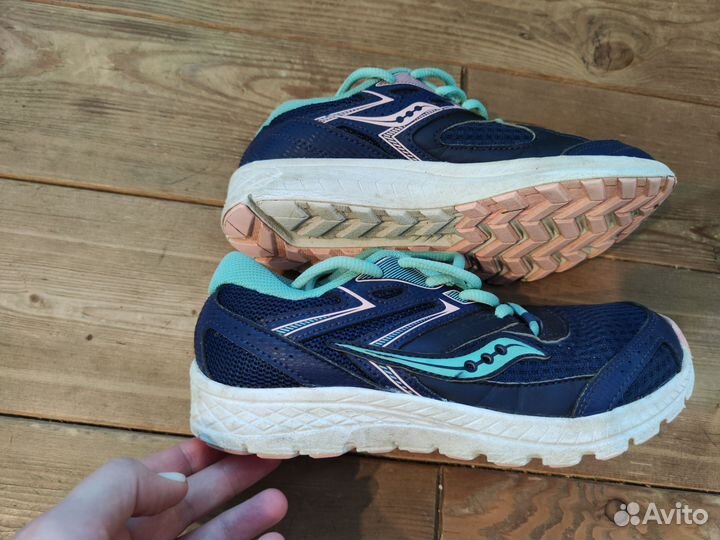 Кроссовки Saucony для девочки 33 р