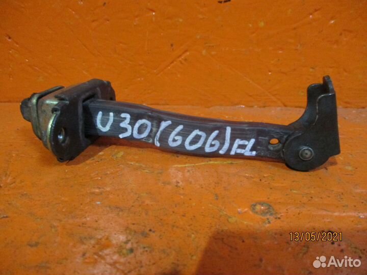 Ограничитель двери передней левой nissan presage *U30