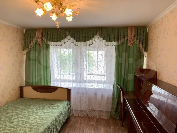 3-к. квартира, 90 м², 6/6 эт.