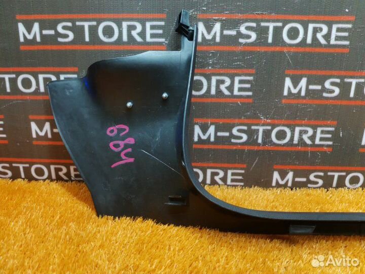 Накладка на порог салона передняя левая Audi A4