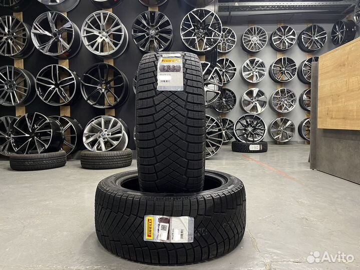 Pirelli Ice Zero FR 225/60 R18 104T