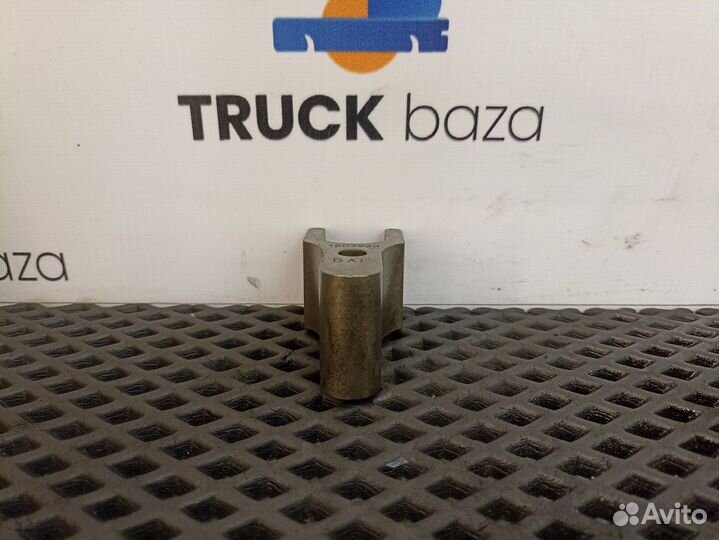 1603920 Кронштейн форсунки двигателя