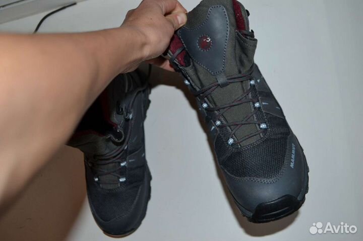 Новые треккинговые ботинки eur38