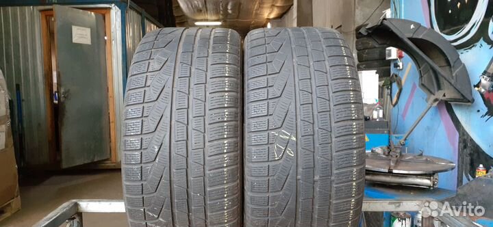 Pirelli Winter Sottozero 240 Serie II 265/45 R18