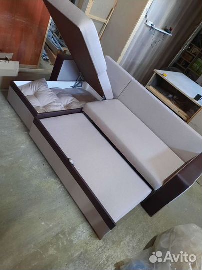 Угловой диван