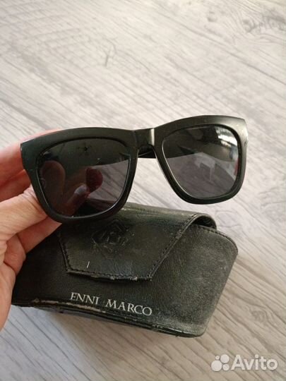 Солнцезащитные очки унисекс черные