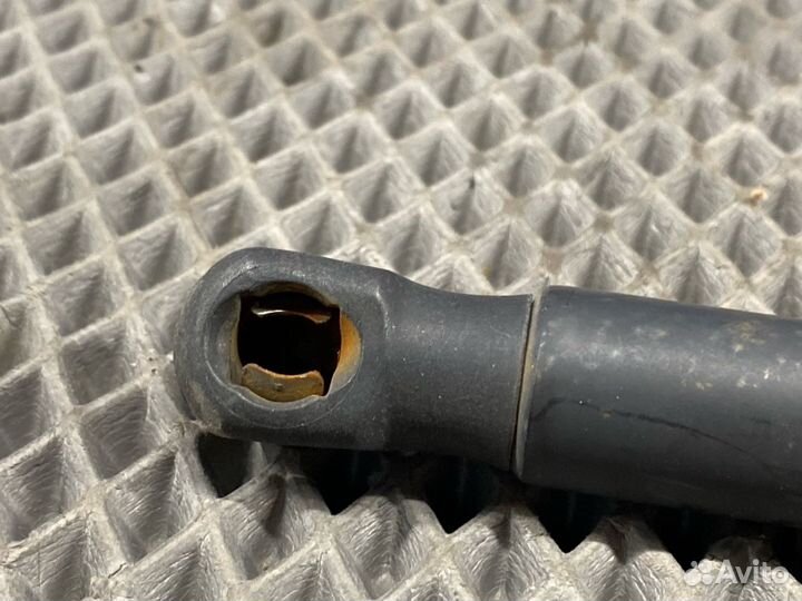 Амортизатор багажника Audi A4 Avant B8 cdhb 2008