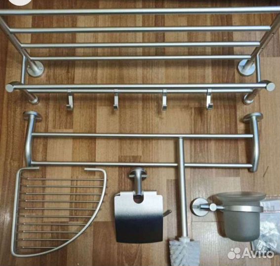 Настенный набор для душевой