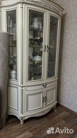 Стеклянный шкаф витрина купить в Санкт-Петербурге | Товары для дома и ...