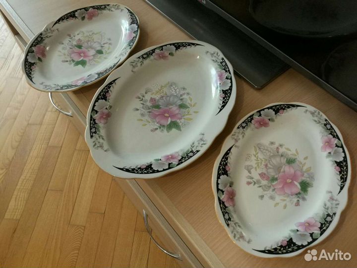 Блюдо фарфор