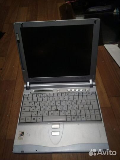 Редкий рабочий ноутбук fujitsu siemens lifebook