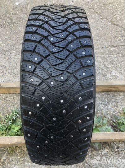 Dunlop SP Winter Ice 03 205/60 R16 96T