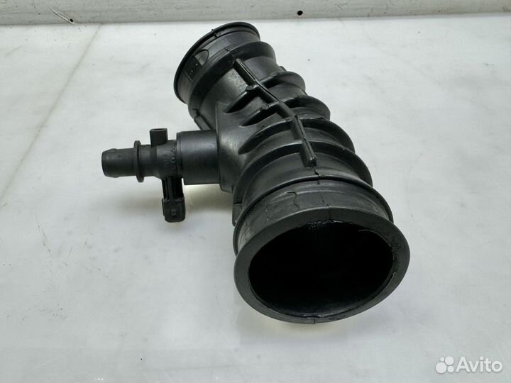 Патрубок воздушного фильтра Volvo S80 2.4TDi