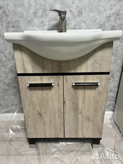 Тумба для ванной с раковиной