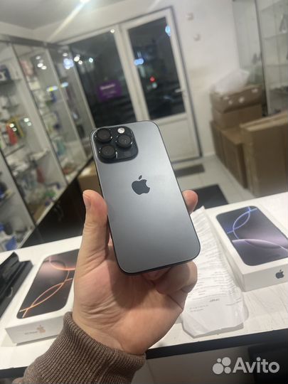 iPhone 16 Pro, 256 ГБ