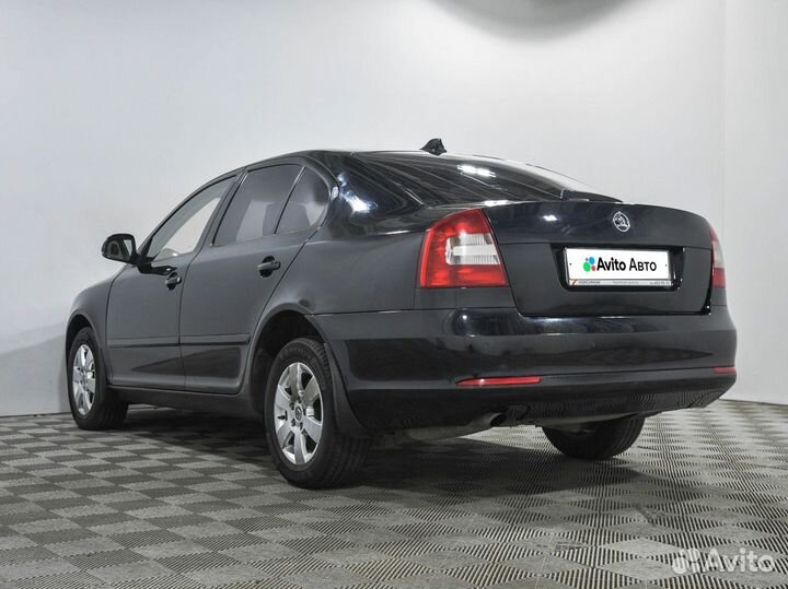 Skoda Octavia 1.6 МТ, 2009, 282 819 км