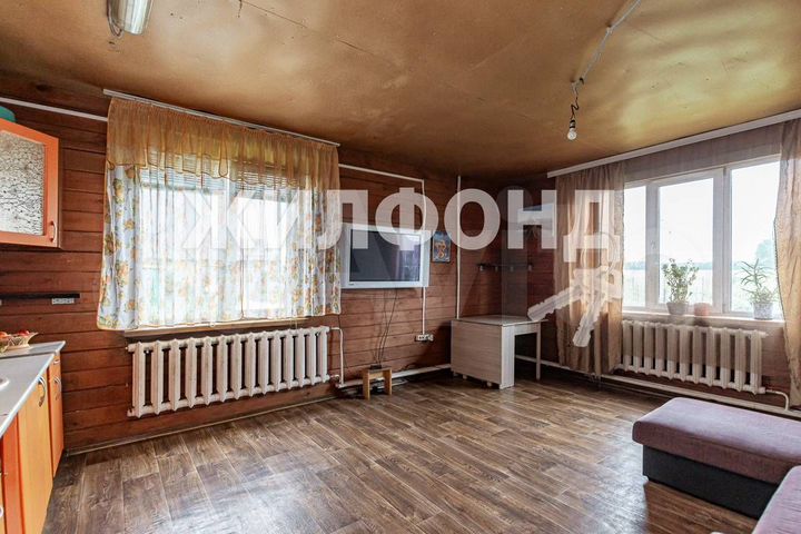 Дом 94 м² на участке 5 сот.