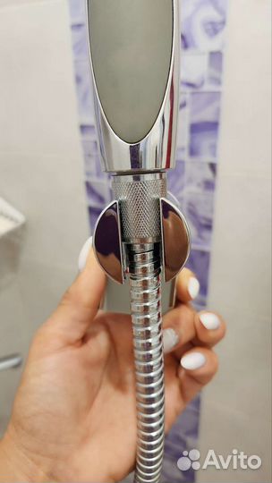 Кронштейн для душа