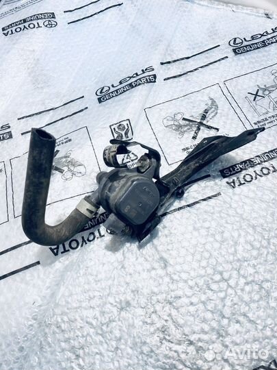 Насос водяной Lexus 200T