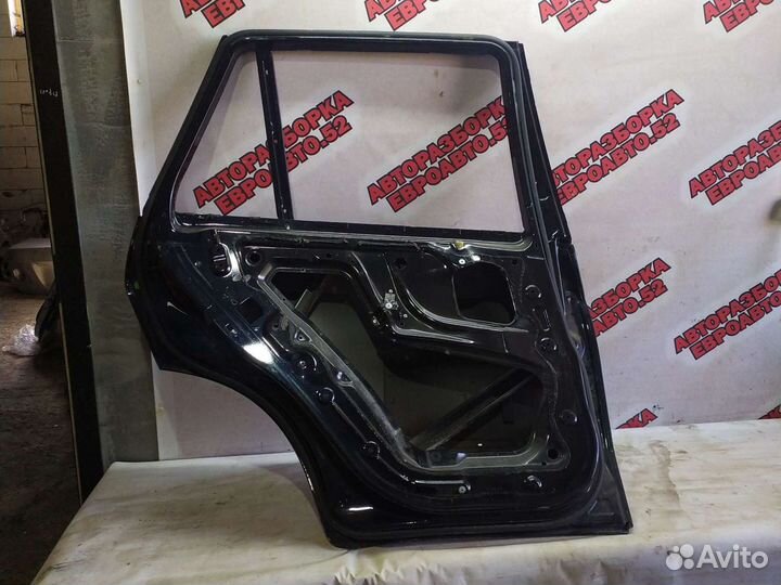 Задняя левая дверь BMW X5 E70