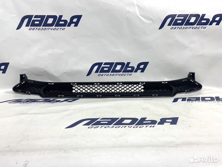 Решетка бампера Hyundai Solaris(20-н.в.) нижняя