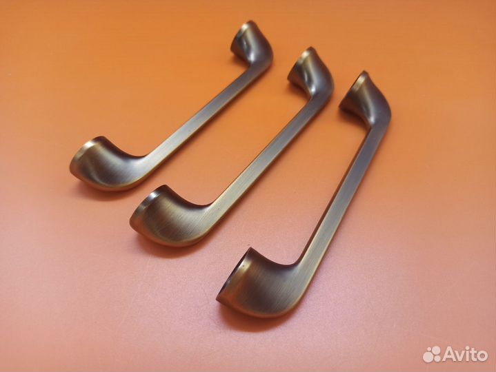 29779 Ручки для мебели