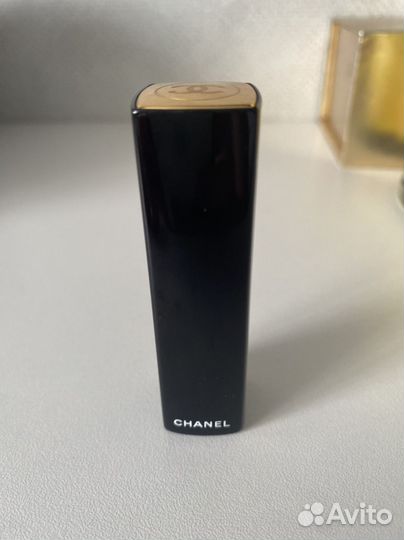 Помада chanel rouge allure 102