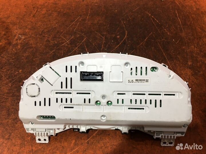 Панель приборов Honda Grace GM6