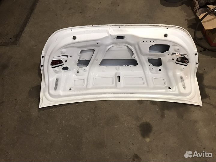 Hyundai solaris 2 крышка багажника