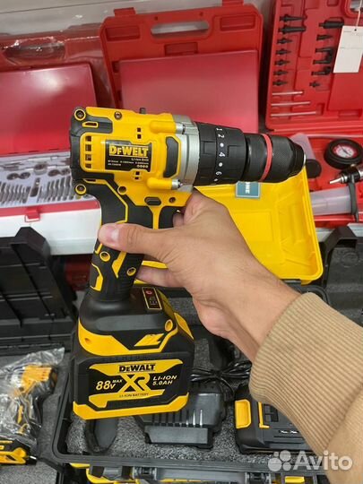 Шуруповерт - ледобур Dewalt