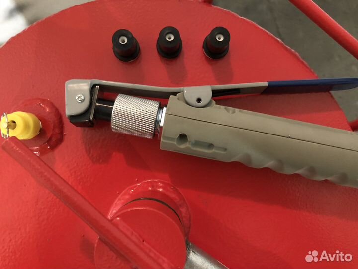 Пескоструйный аппарат 50 л новый