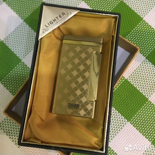 Фляжка с зажигалкой