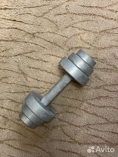 Продаю Гантель 8 кг
