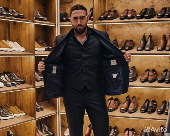 Мужской костюм классический тройка