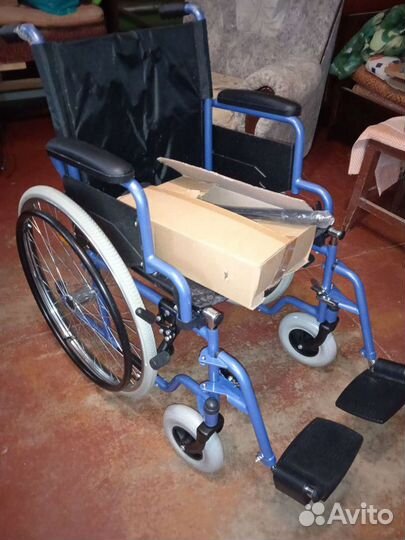 Инвалидная коляска новая
