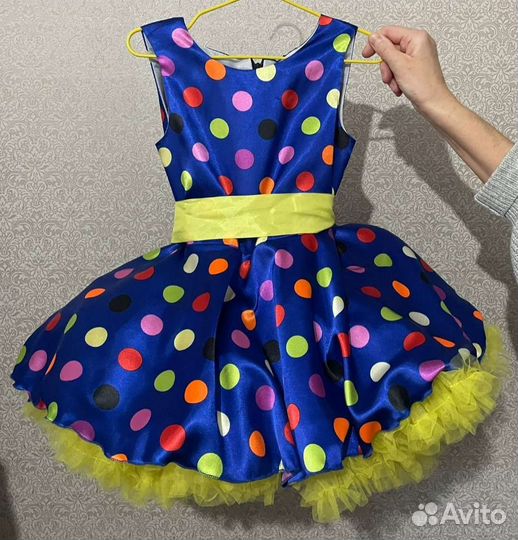 Платье для девочки новое 110-116р